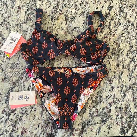 NWT Maaji Reversible 2 piece swim - Picture 1 of 16